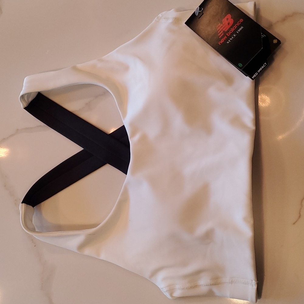 New Balance Sports Bra NWT